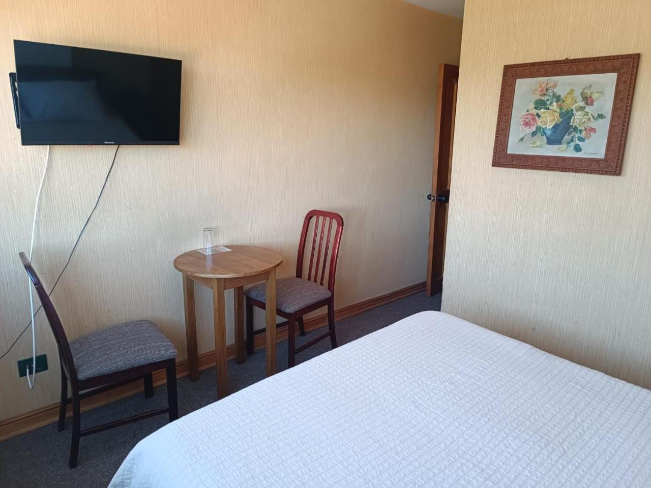 Hotel Antupiren Puerto Montt Eksteriør bilde