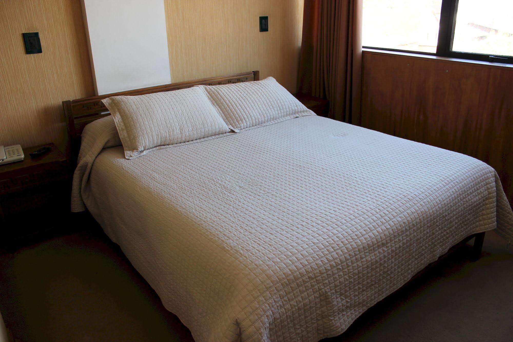 Hotel Antupiren Puerto Montt Eksteriør bilde