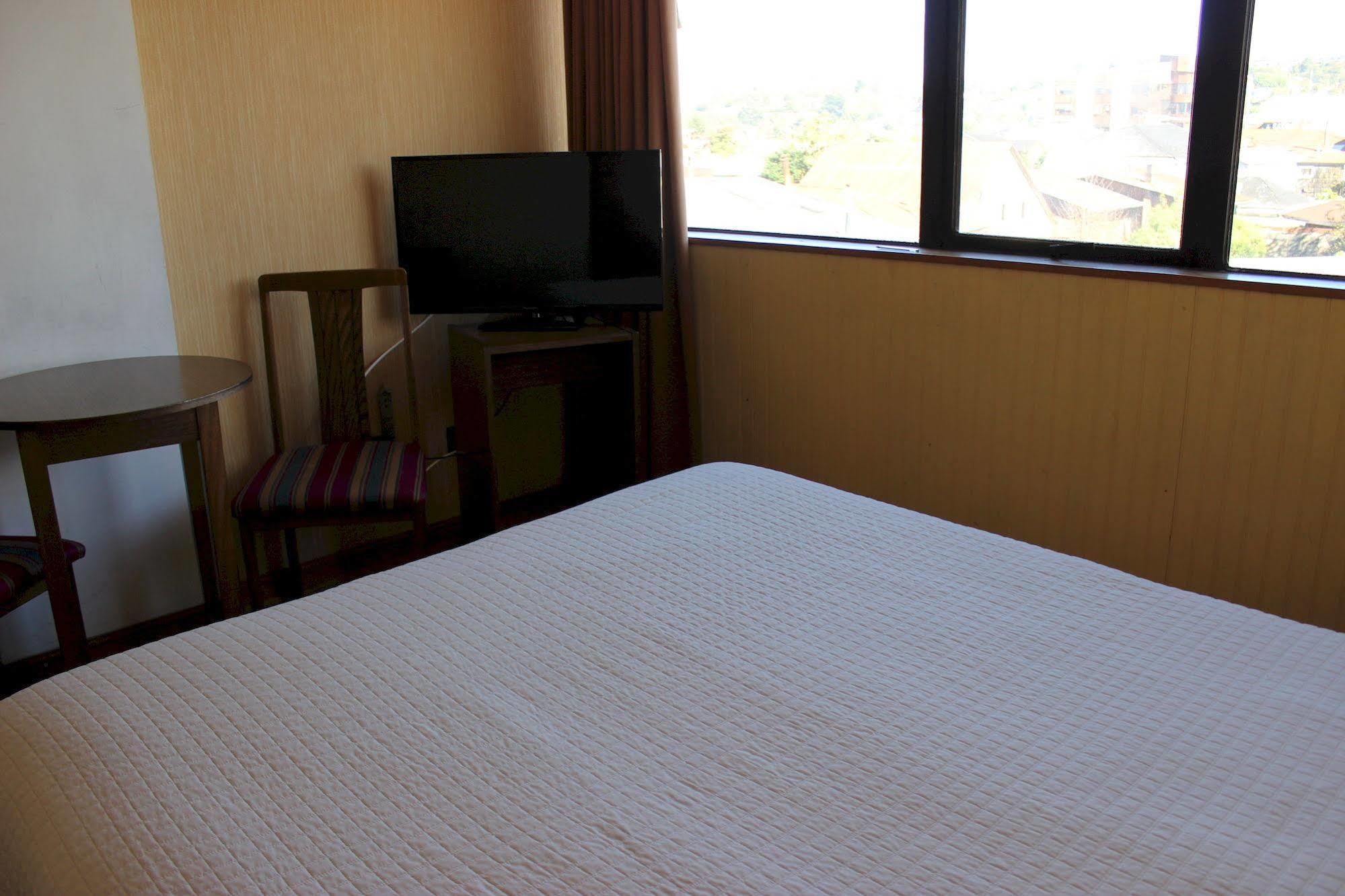 Hotel Antupiren Puerto Montt Eksteriør bilde