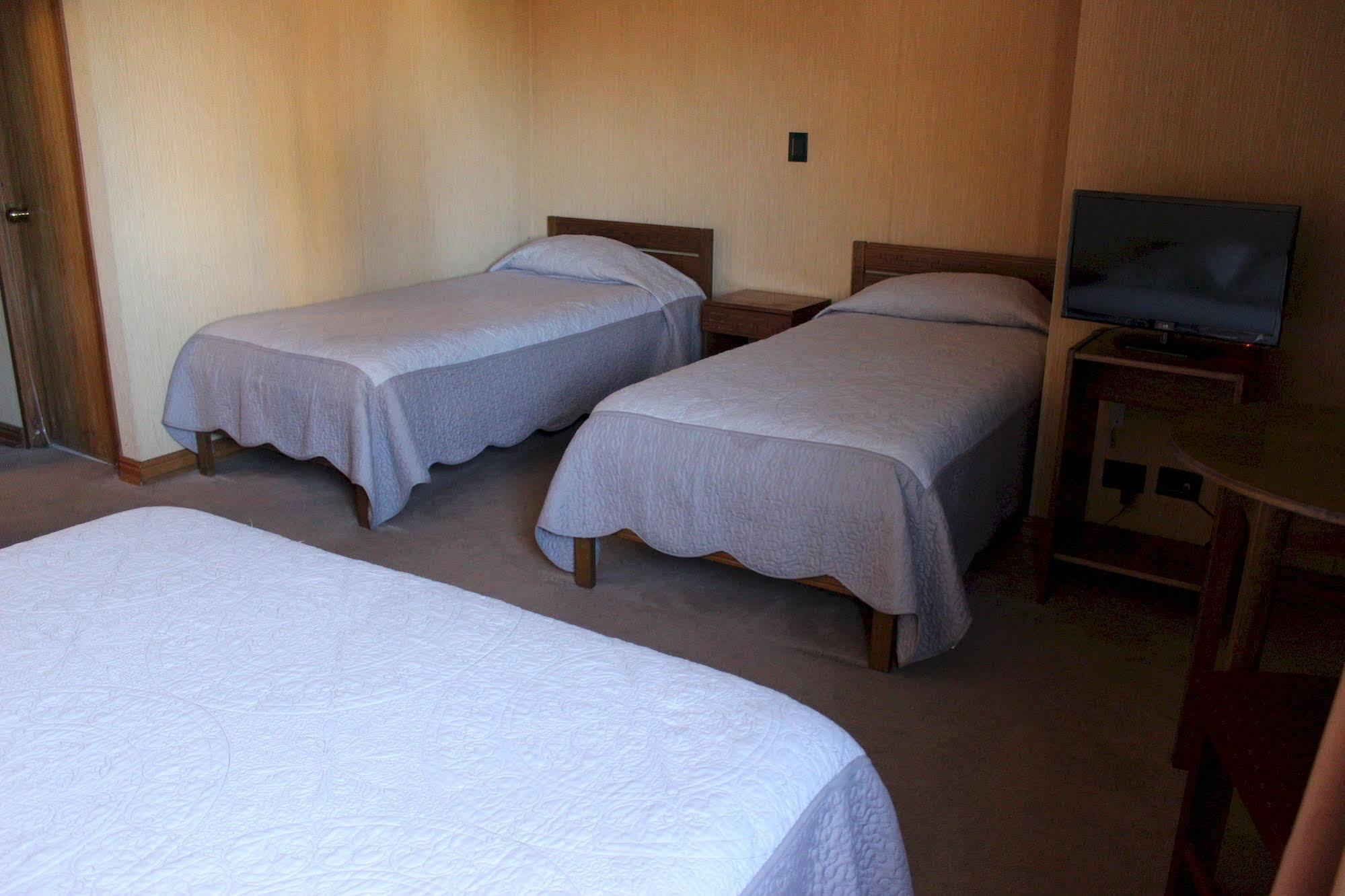 Hotel Antupiren Puerto Montt Eksteriør bilde